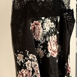 Source Unknown Black Floral Lace Chemise
